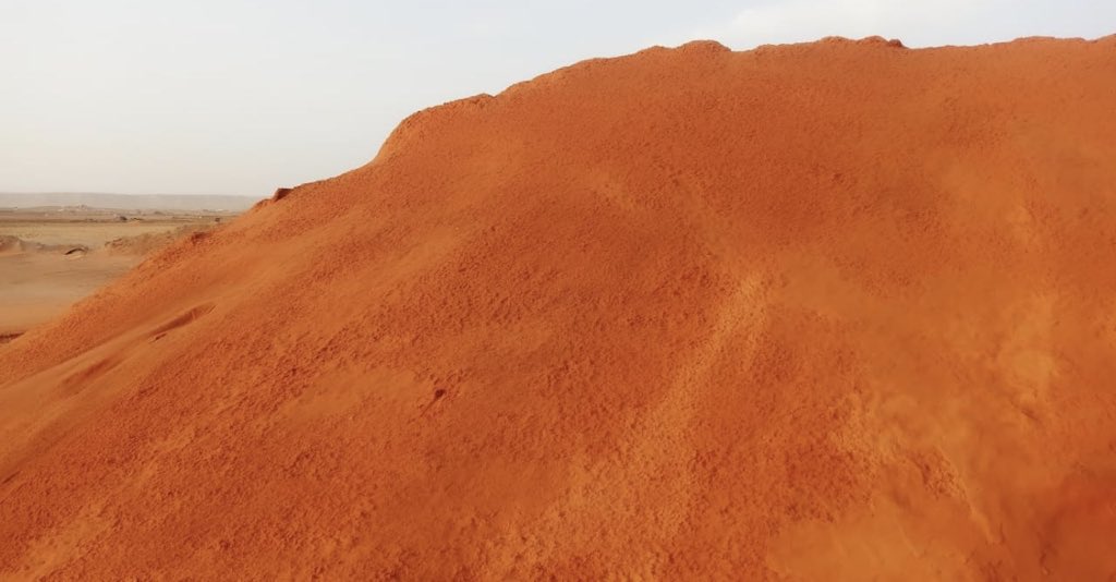 توريد رمل احمر بالرياض